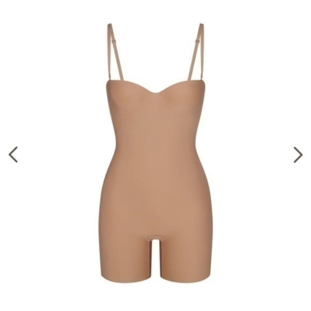 SKIMS BODY UNDERWIRE MID THIGH BODYSUIT BEIGE SIENNA XXS